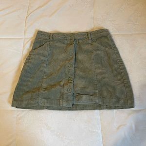 CUTE DARK GREEN SKIRT
